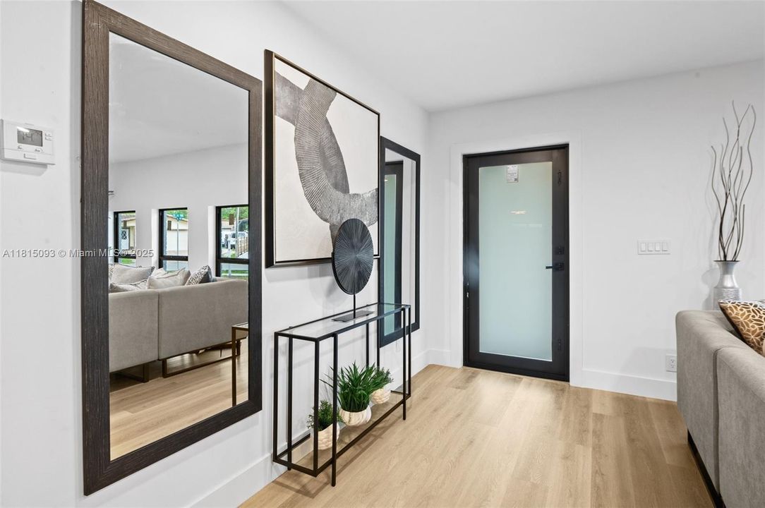 Recently Rented: $3,950 (3 beds, 2 baths, 1564 Square Feet)