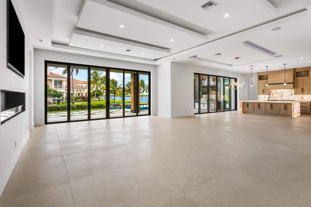 For Sale: $12,250,000 (6 beds, 6 baths, 8036 Square Feet)