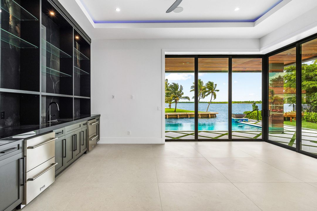 For Sale: $12,250,000 (6 beds, 6 baths, 8036 Square Feet)