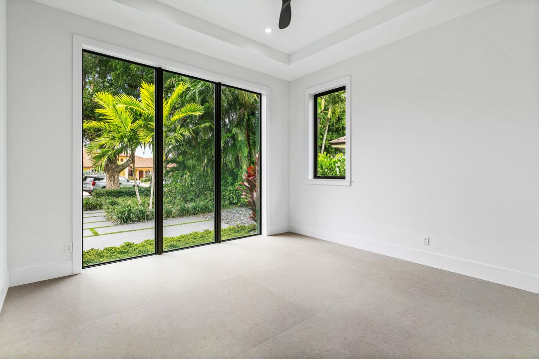 For Sale: $12,250,000 (6 beds, 6 baths, 8036 Square Feet)