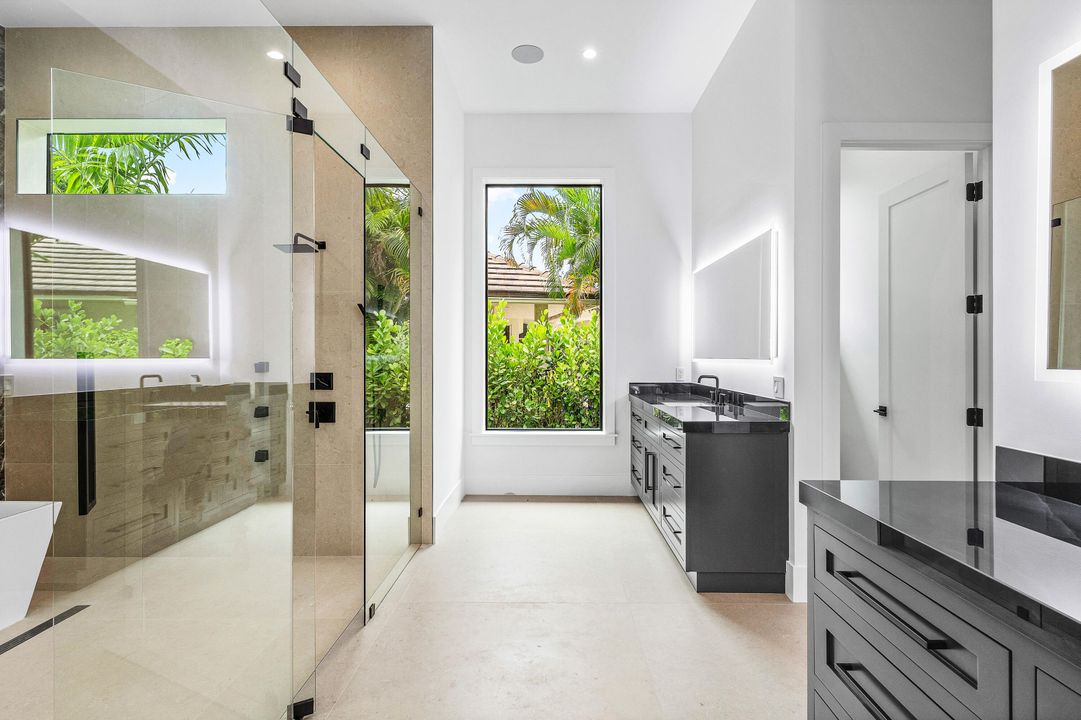 For Sale: $12,250,000 (6 beds, 6 baths, 8036 Square Feet)