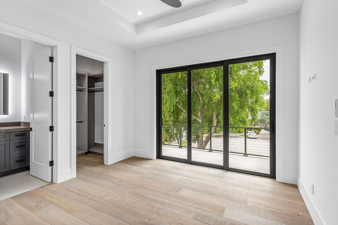 For Sale: $12,250,000 (6 beds, 6 baths, 8036 Square Feet)