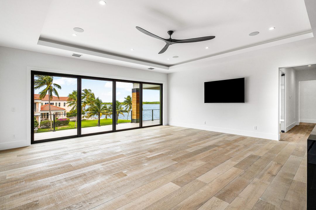 For Sale: $12,250,000 (6 beds, 6 baths, 8036 Square Feet)