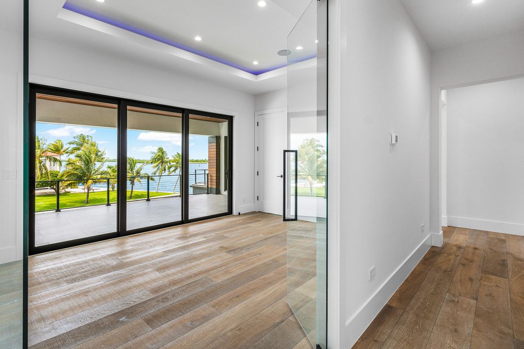 For Sale: $12,250,000 (6 beds, 6 baths, 8036 Square Feet)