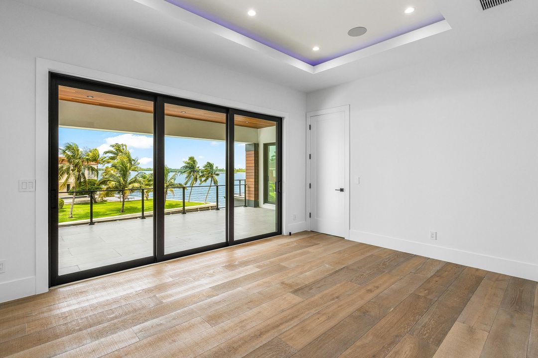 For Sale: $12,250,000 (6 beds, 6 baths, 8036 Square Feet)