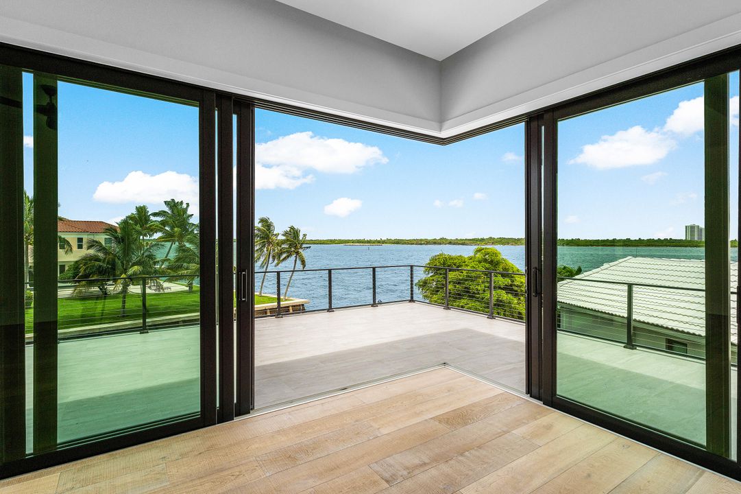 For Sale: $12,250,000 (6 beds, 6 baths, 8036 Square Feet)