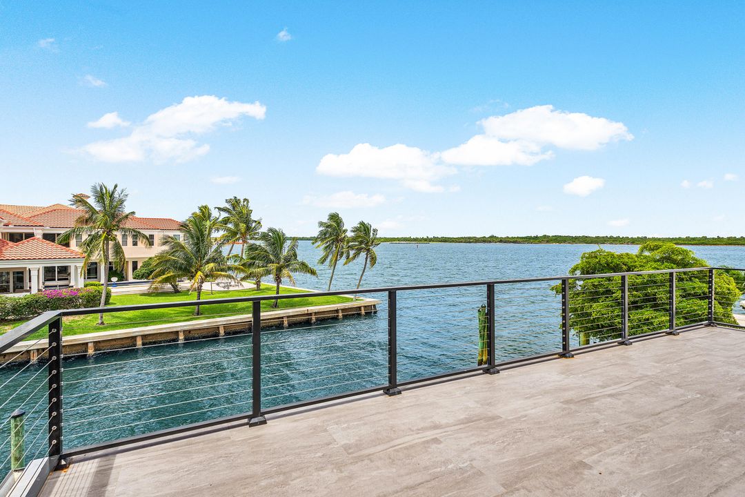 For Sale: $12,250,000 (6 beds, 6 baths, 8036 Square Feet)