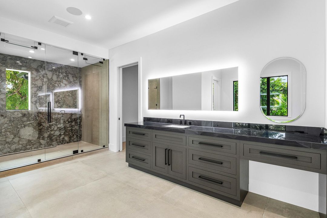 For Sale: $12,250,000 (6 beds, 6 baths, 8036 Square Feet)