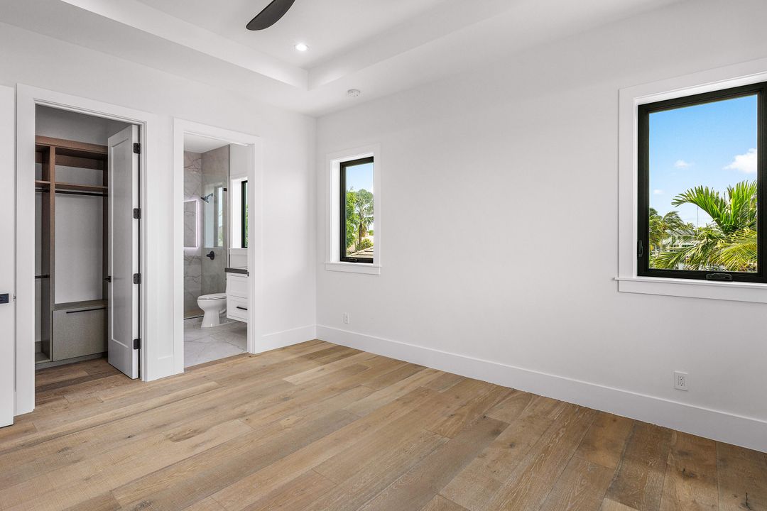 For Sale: $12,250,000 (6 beds, 6 baths, 8036 Square Feet)