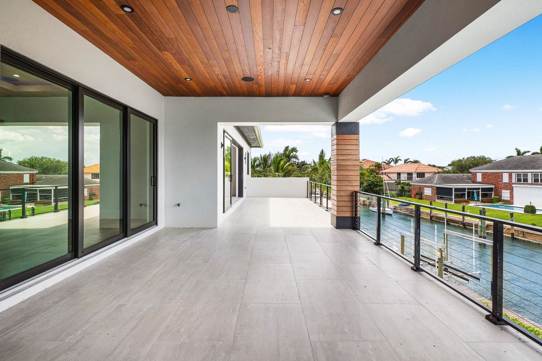 For Sale: $12,250,000 (6 beds, 6 baths, 8036 Square Feet)