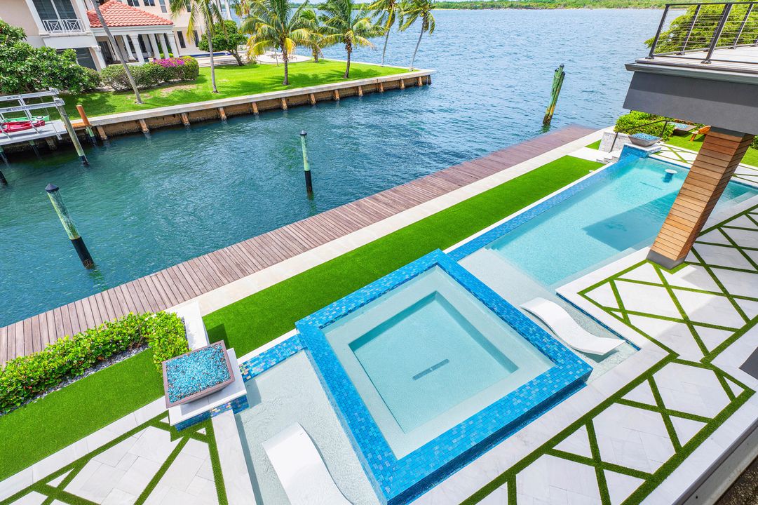 For Sale: $12,250,000 (6 beds, 6 baths, 8036 Square Feet)