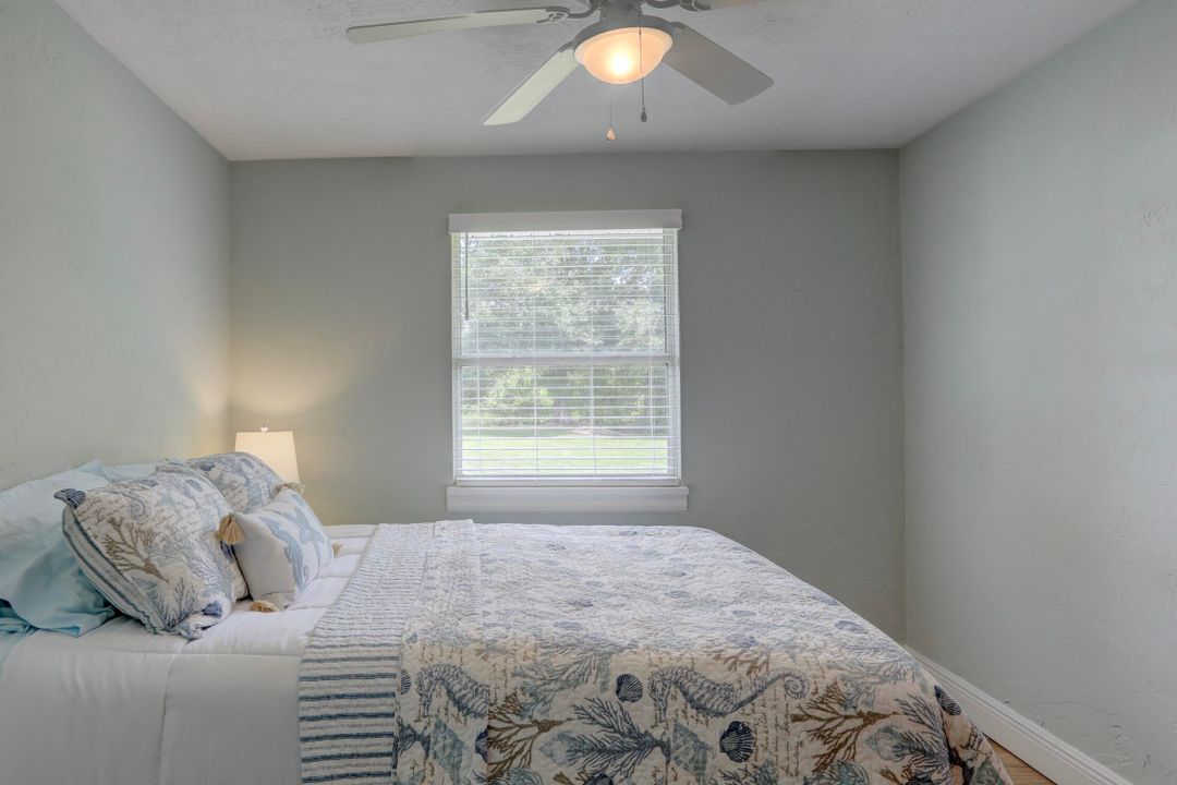 Active With Contract: $429,000 (3 beds, 2 baths, 1614 Square Feet)