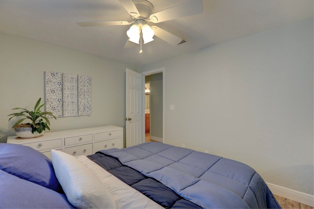 Active With Contract: $429,000 (3 beds, 2 baths, 1614 Square Feet)