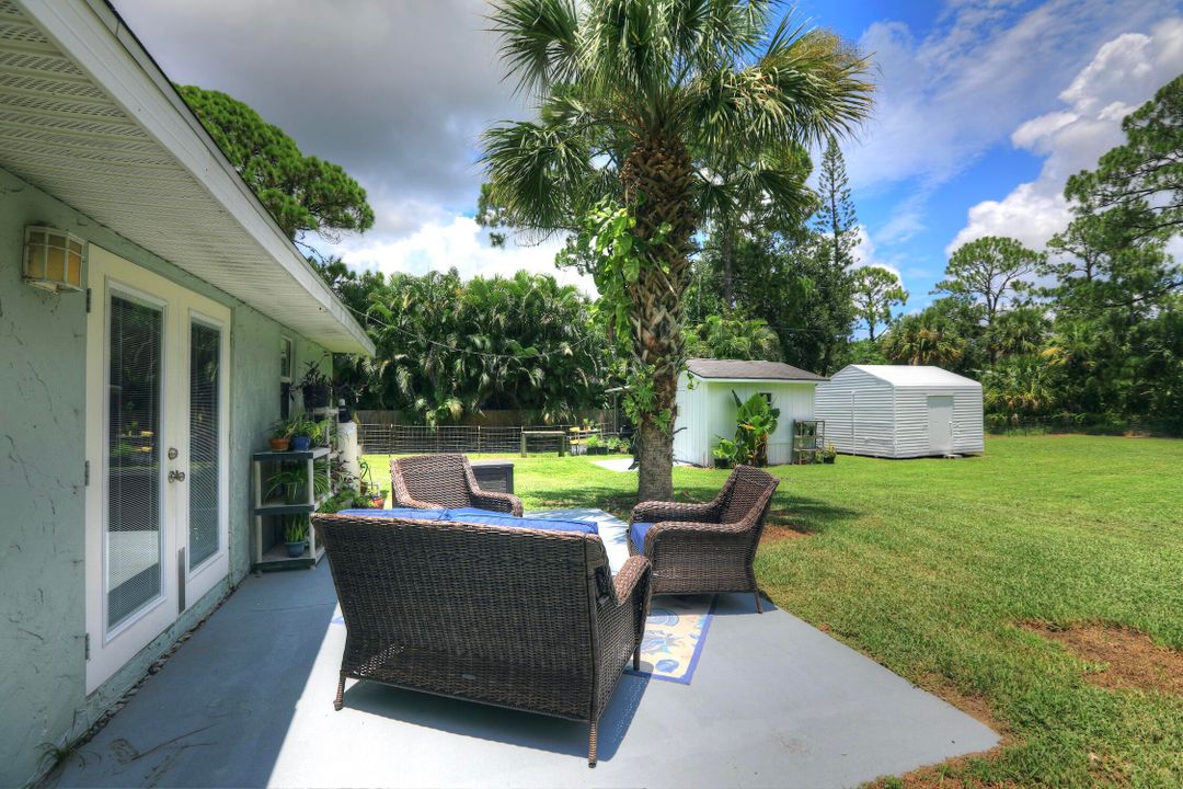 Active With Contract: $429,000 (3 beds, 2 baths, 1614 Square Feet)