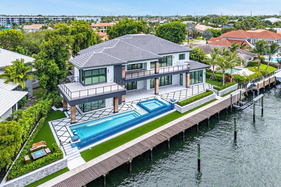 For Sale: $12,250,000 (6 beds, 6 baths, 8036 Square Feet)