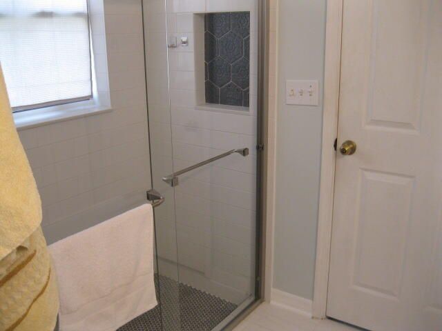 合同活跃: $2,250 (3 贝兹, 2 浴室, 1644 平方英尺)