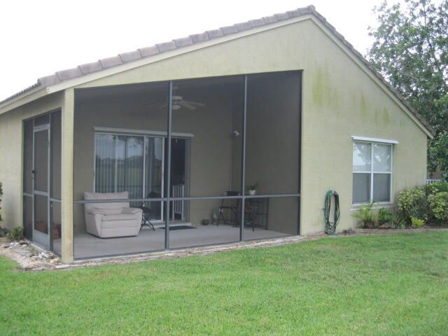 合同活跃: $2,250 (3 贝兹, 2 浴室, 1644 平方英尺)