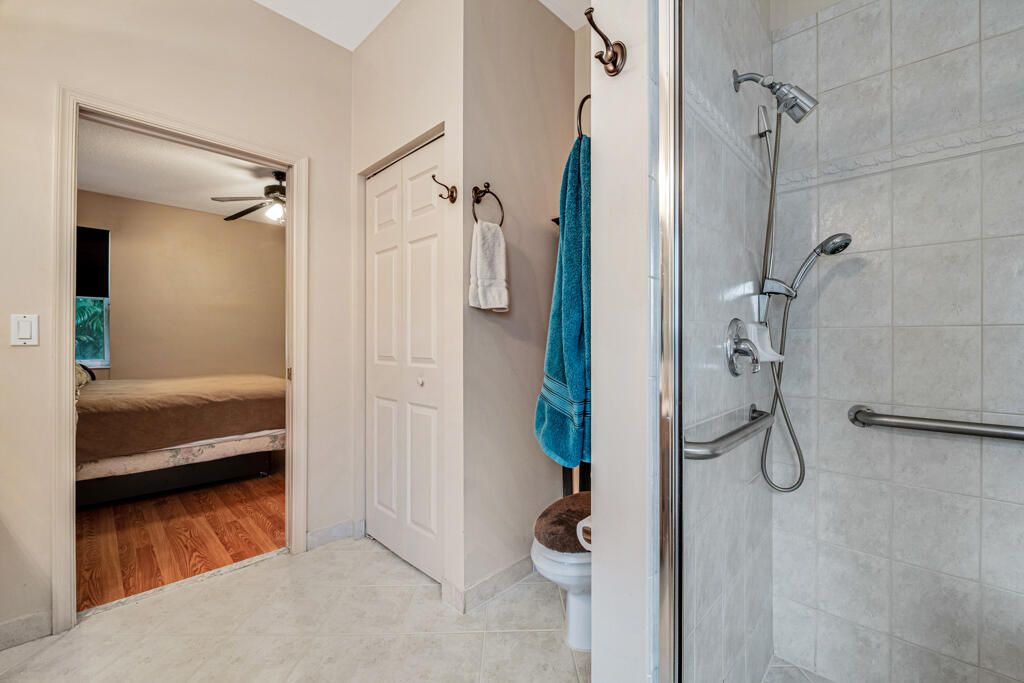 合同活跃: $3,350 (2 贝兹, 2 浴室, 1788 平方英尺)