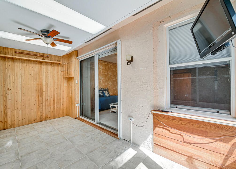 合同活跃: $3,350 (2 贝兹, 2 浴室, 1788 平方英尺)