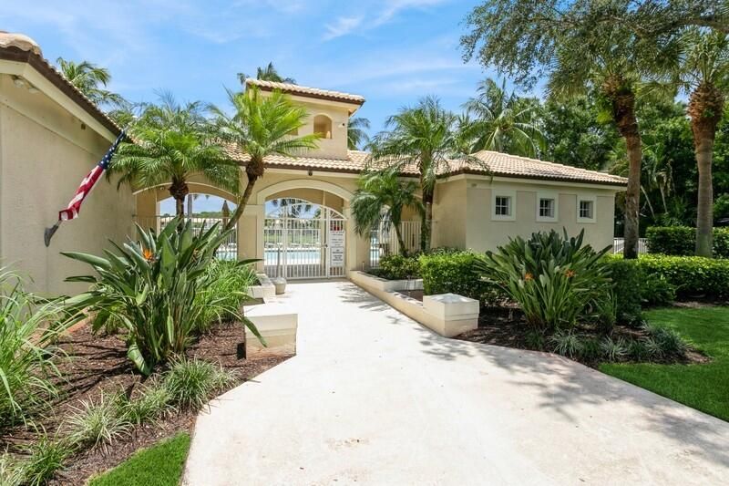 待售: $325,000 (2 贝兹, 2 浴室, 1233 平方英尺)