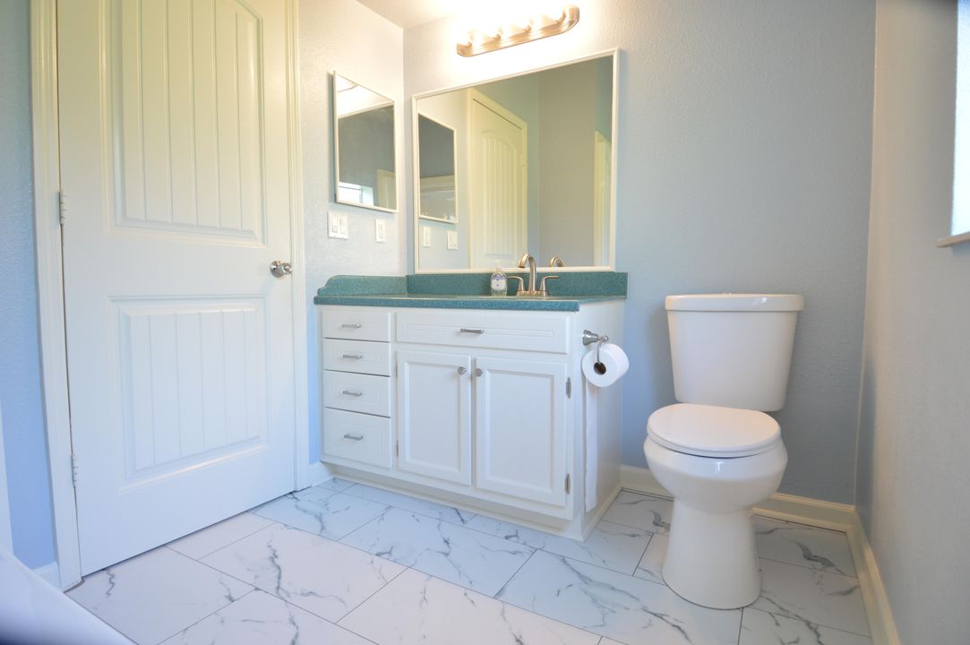 合同活跃: $350,000 (3 贝兹, 2 浴室, 1910 平方英尺)