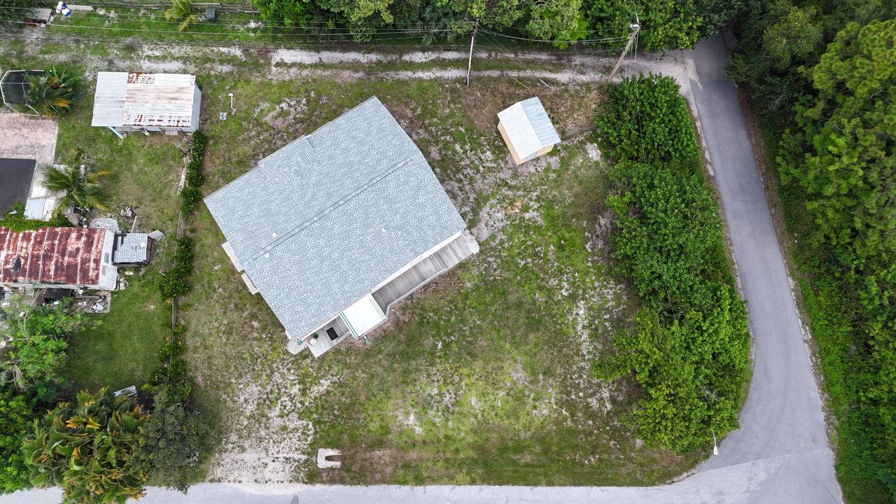 合同活跃: $350,000 (3 贝兹, 2 浴室, 1910 平方英尺)