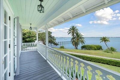 For Sale: $5,600,000 (8 beds, 7 baths, 7462 Square Feet)