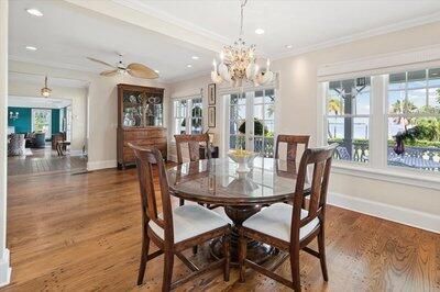 For Sale: $5,600,000 (8 beds, 7 baths, 7462 Square Feet)