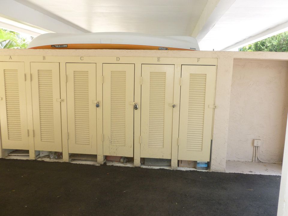 待售: $375,000 (2 贝兹, 2 浴室, 1400 平方英尺)