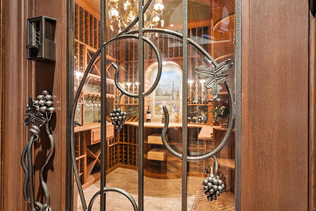 待售: $27,900,000 (7 贝兹, 10 浴室, 17440 平方英尺)