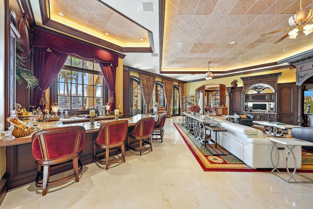 待售: $27,900,000 (7 贝兹, 10 浴室, 17440 平方英尺)