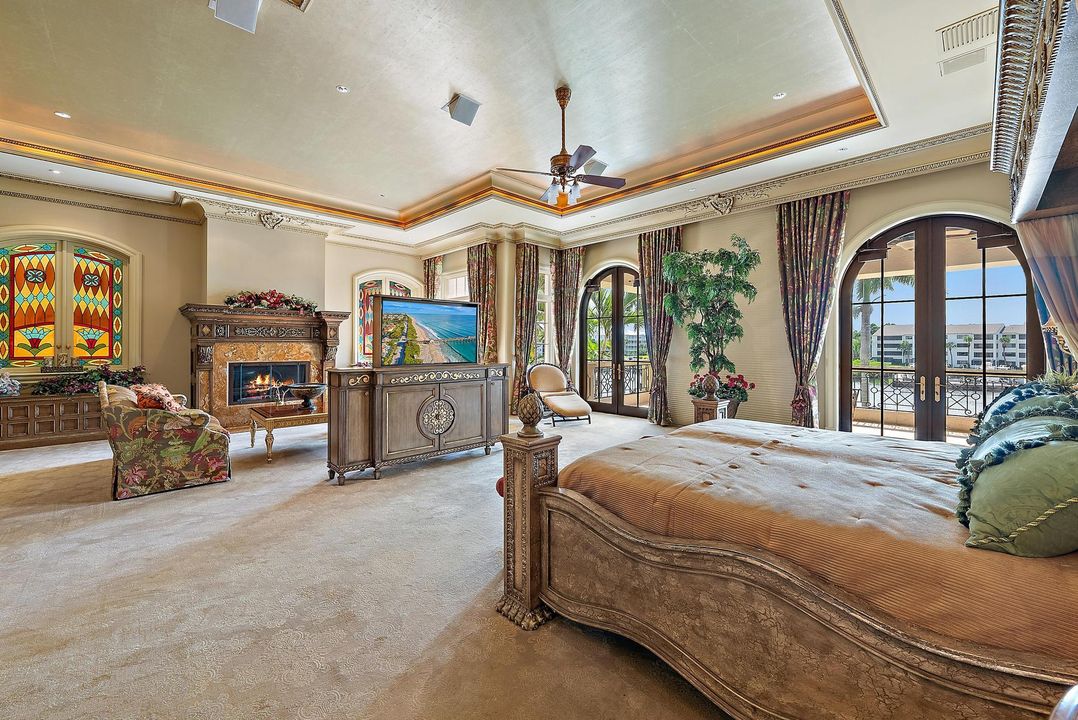 待售: $27,900,000 (7 贝兹, 10 浴室, 17440 平方英尺)