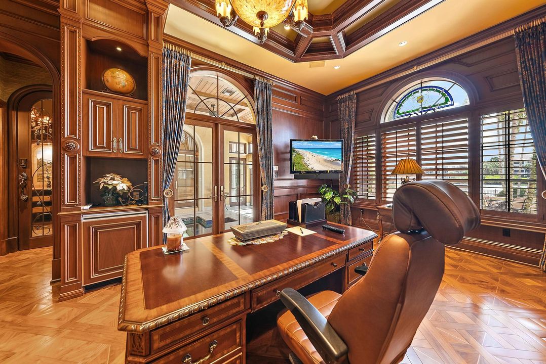 待售: $27,900,000 (7 贝兹, 10 浴室, 17440 平方英尺)