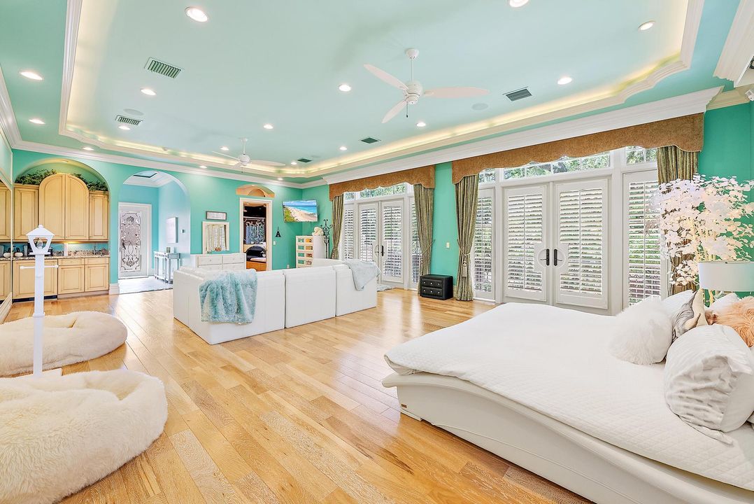 待售: $27,900,000 (7 贝兹, 10 浴室, 17440 平方英尺)