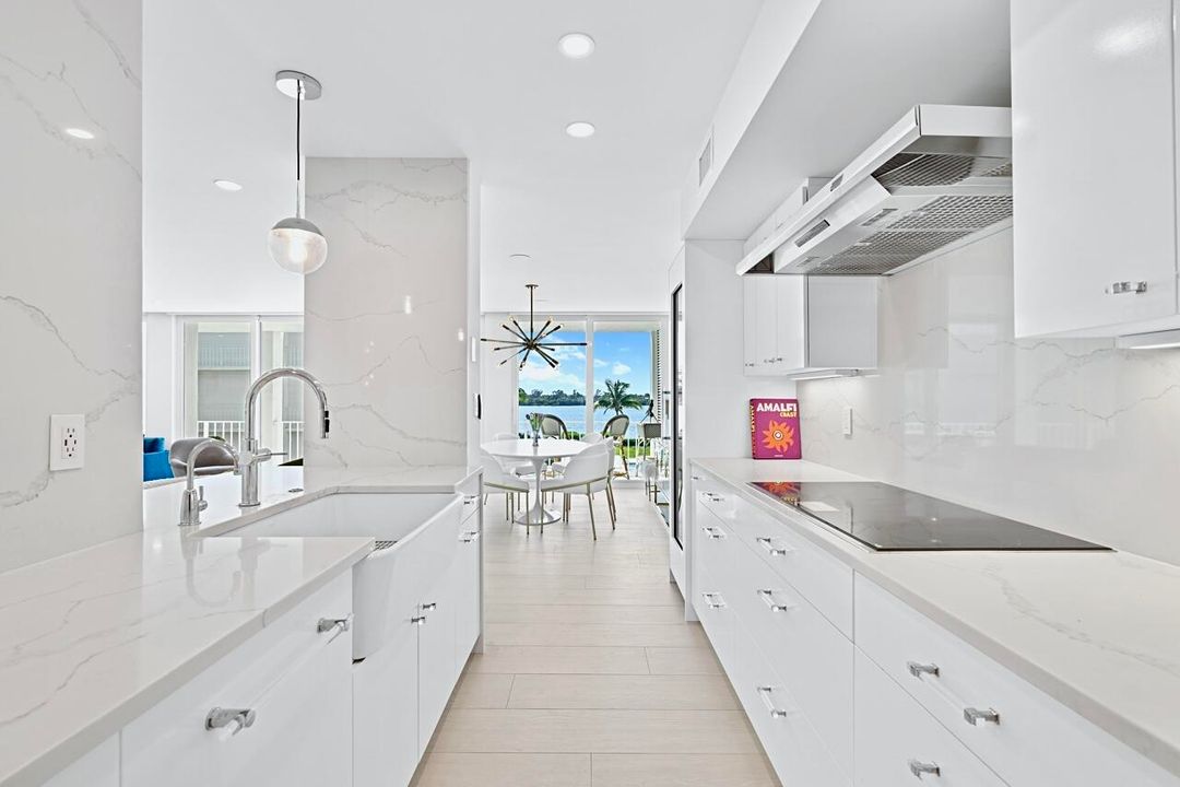 For Sale: $2,675,000 (3 beds, 3 baths, 2021 Square Feet)