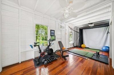 For Sale: $5,600,000 (8 beds, 7 baths, 7462 Square Feet)