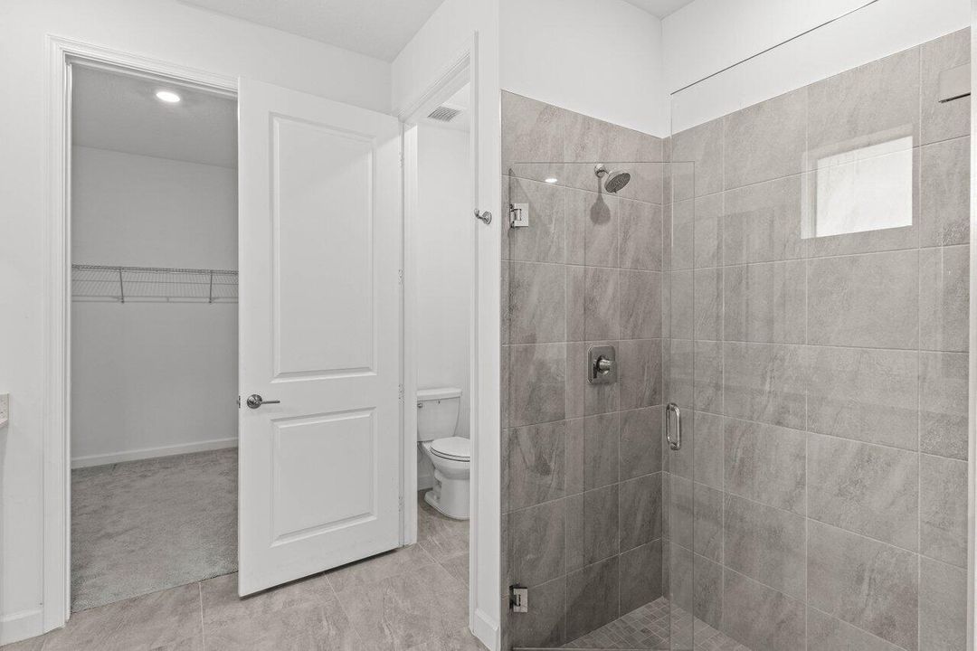 出租: $4,100 (3 贝兹, 2 浴室, 2179 平方英尺)