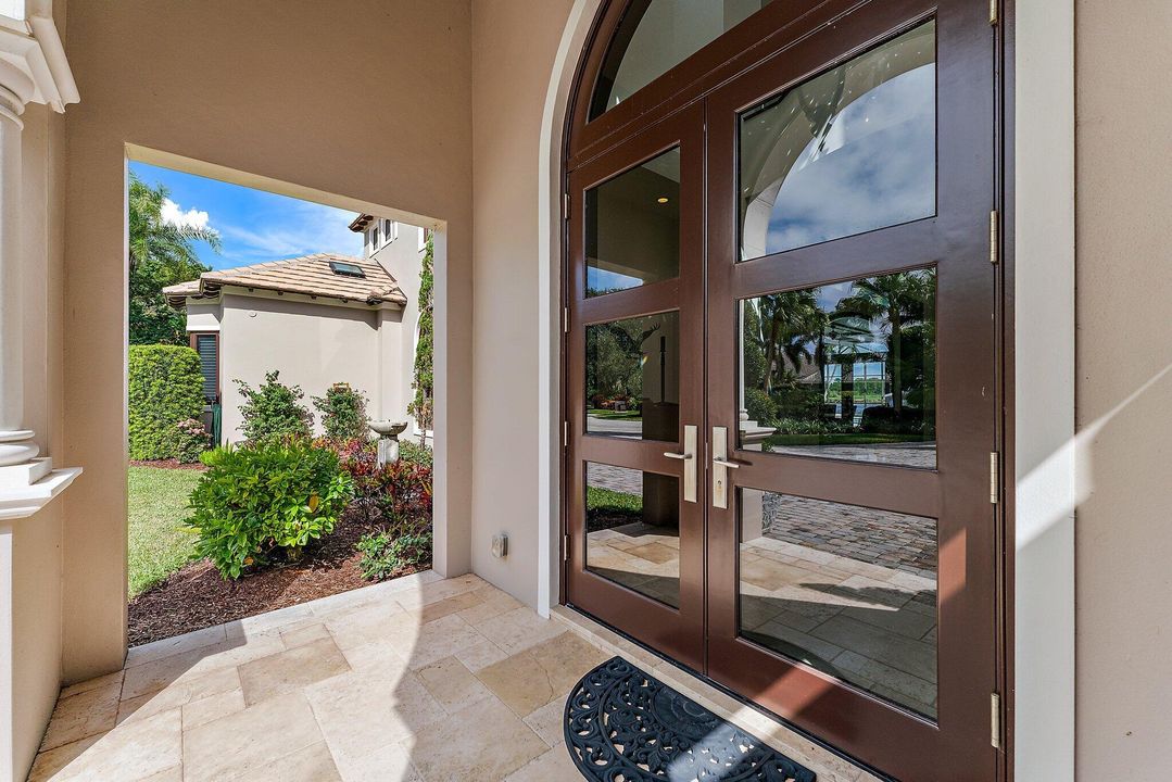 Active With Contract: $2,950,000 (4 beds, 5 baths, 5540 Square Feet)