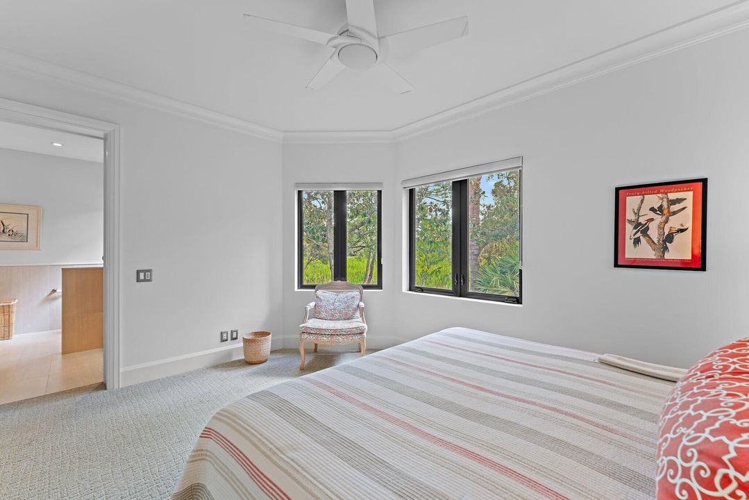 Active With Contract: $2,950,000 (4 beds, 5 baths, 5540 Square Feet)