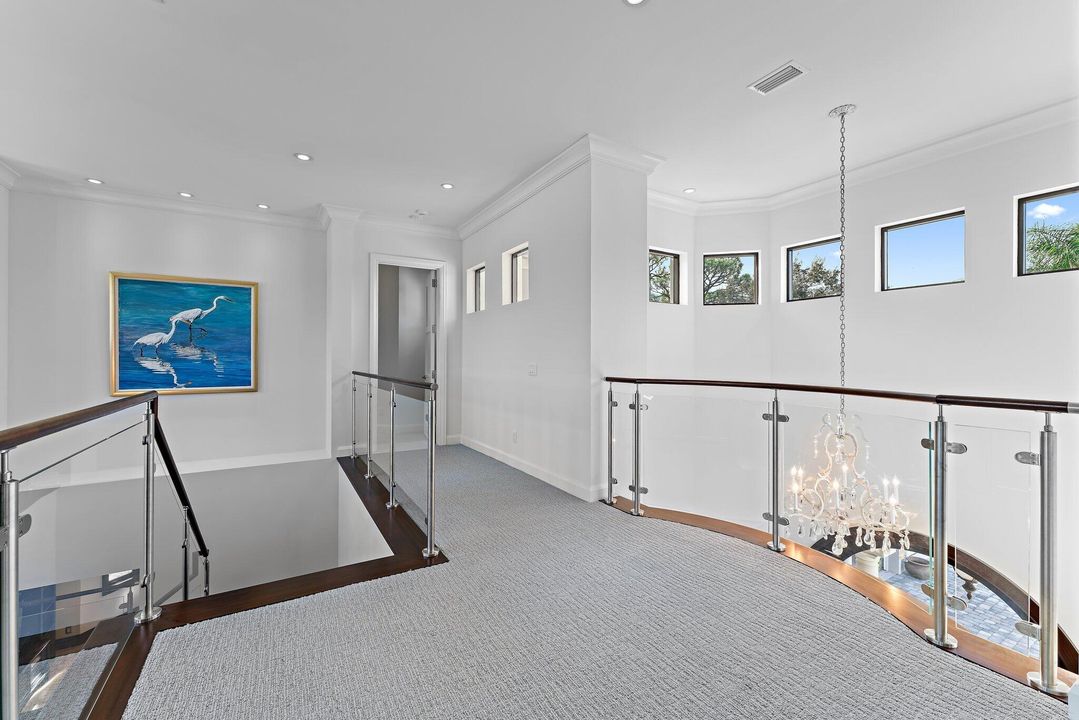 Active With Contract: $2,950,000 (4 beds, 5 baths, 5540 Square Feet)