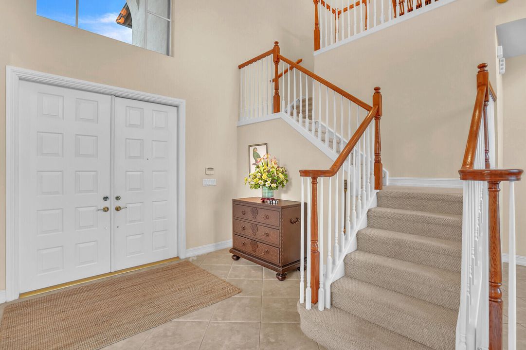 For Sale: $1,275,000 (4 beds, 4 baths, 3732 Square Feet)