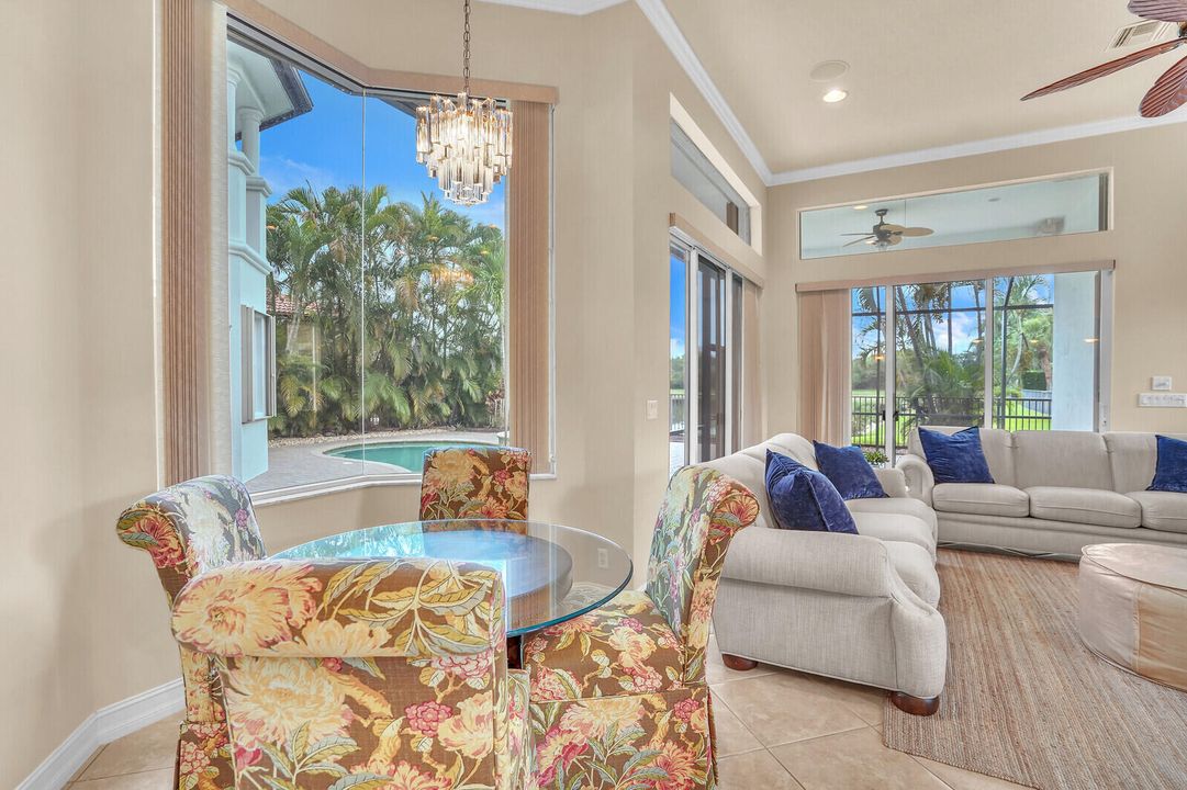 For Sale: $1,275,000 (4 beds, 4 baths, 3732 Square Feet)