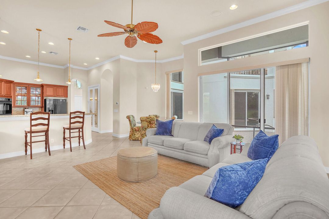 For Sale: $1,275,000 (4 beds, 4 baths, 3732 Square Feet)