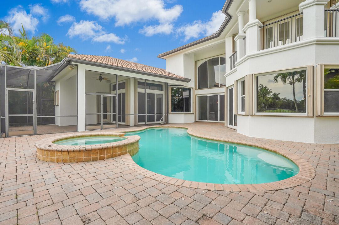 For Sale: $1,275,000 (4 beds, 4 baths, 3732 Square Feet)