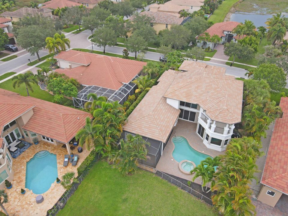 For Sale: $1,275,000 (4 beds, 4 baths, 3732 Square Feet)