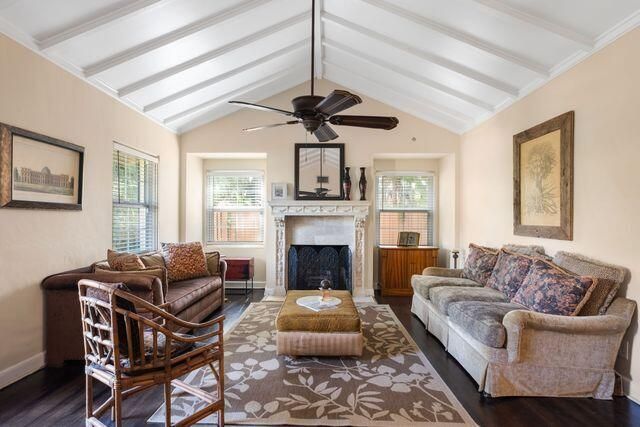 Active With Contract: $2,600,000 (3 beds, 2 baths, 1723 Square Feet)