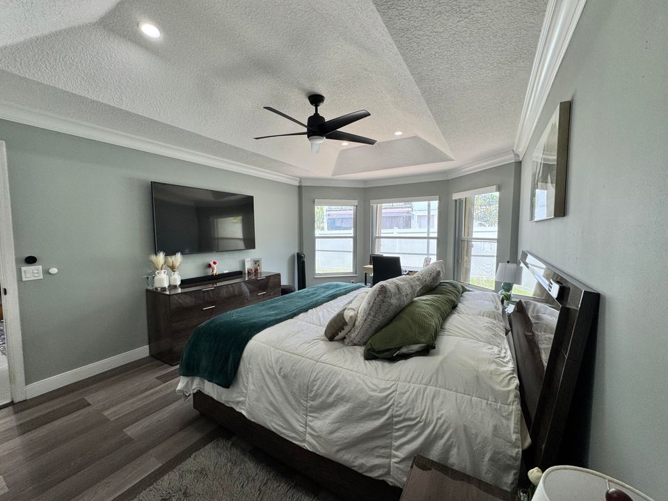 出租: $4,550 (3 贝兹, 2 浴室, 1795 平方英尺)