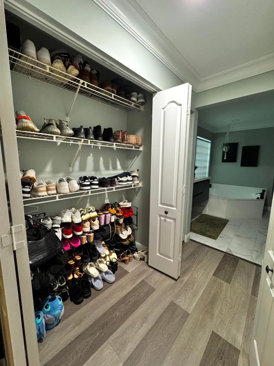 出租: $4,550 (3 贝兹, 2 浴室, 1795 平方英尺)