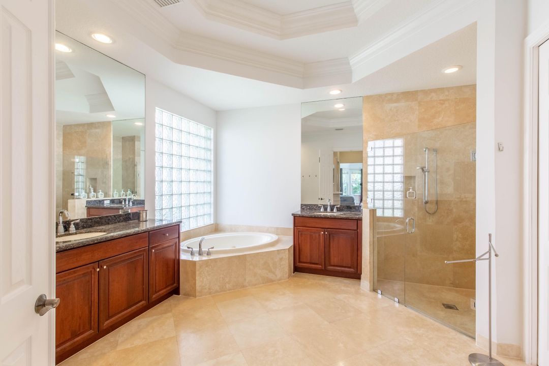 На продажу: $2,095,000 (5 спален, 5 ванн, 4879 Квадратных фут)