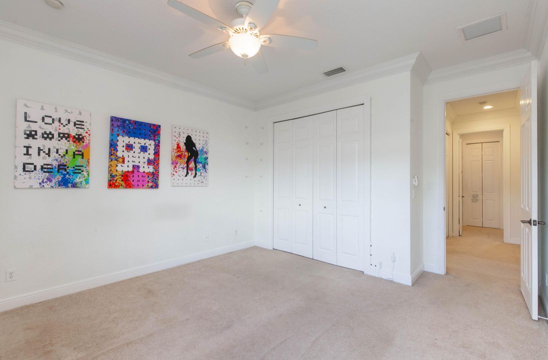 На продажу: $2,095,000 (5 спален, 5 ванн, 4879 Квадратных фут)